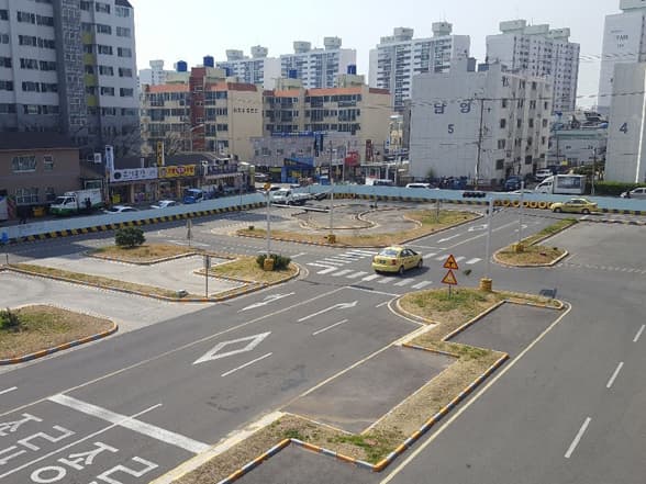 서부산 자동차운전전문학원 썸네일